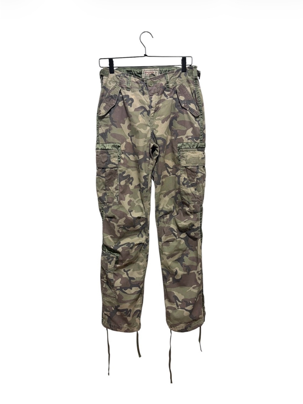 Y2K Abercrombie & Fitch woodland camouflage cargo pants